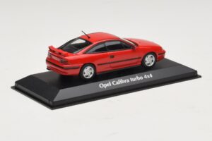 Opel Calibra Turbo 4x4 Rosso Maxichamps 1:43 940045721 Pressofusione — immagine 2 di 4