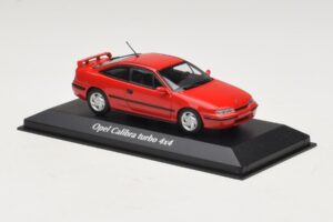 Opel Calibra Turbo 4x4 Rosso Maxichamps 1:43 940045721 Pressofusione — immagine 3 di 4