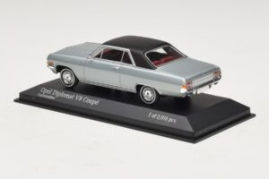 Opel Diplomat A V8 Coupe Argento Minichamps 1:43 400048020 Pressofusione — immagine 3 di 4