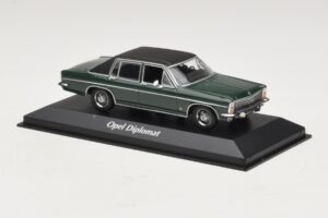 Opel Diplomat B Verde Scuro Maxichamps 1:43 940046070 Pressofusione — immagine 3 di 4