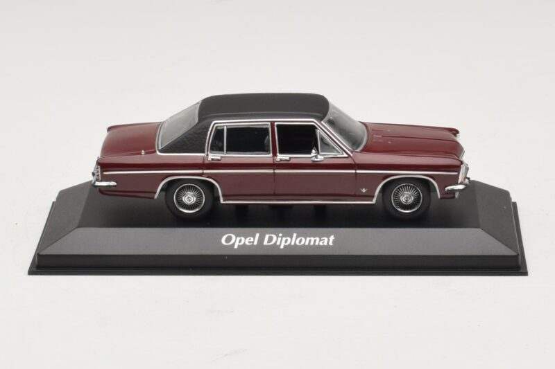Opel Diplomat B Rosso Scuro Maxichamps 1:43 940046071 Pressofusione