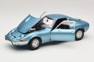 Opel GT Blue Metallic Minichamps 1:18 180049030 Pressofusione — immagine 2 di 8