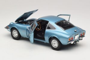 Opel GT Blue Metallic Minichamps 1:18 180049030 Pressofusione — immagine 5 di 8
