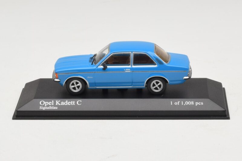 Opel Kadett C Blu Minichamps 1:43 Opel Kadett C Blu Minichamps 1:43 400048101 Pressofusione