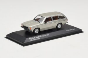 Opel Kadett C Caravan Silver Metallic Minichamps 1:43 400048111 Pressofusione — immagine 2 di 4