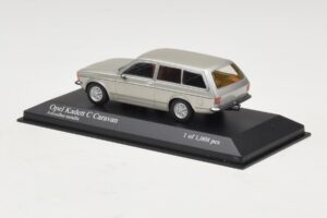 Opel Kadett C Caravan Silver Metallic Minichamps 1:43 400048111 Pressofusione — immagine 3 di 4