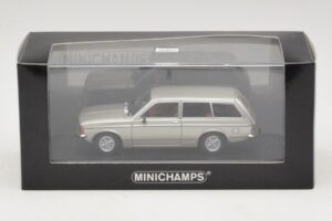 Opel Kadett C Caravan Silver Metallic Minichamps 1:43 400048111 Pressofusione — immagine 4 di 4