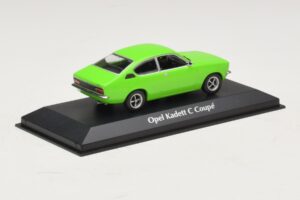 Opel Kadett C Coupe Verde Maxichamps 1:43 940045621 Pressofusione — immagine 2 di 4