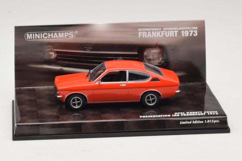 Opel Kadett C Coupé Presentazione IAA Frankfurt Rosso Minichamps 1:43 436045620 Pressofusione