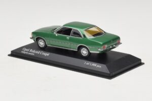 Opel Rekord D Coupé Verde Metallizzato Minichamps 1:43 400044022 Pressofusione — immagine 3 di 4
