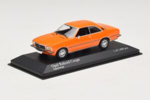 Opel Rekord D Coupé Arancione Minichamps 1:43 400044024 Pressofusione — immagine 2 di 4