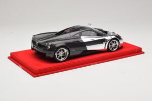 Pagani Huayra Chrome Silver Esemplare Unico BBR 1:18 P1873CM Resina — immagine 2 di 7