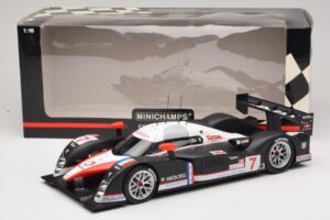 Peugeot 908 HDi FAP LMP1 #7 M. Gene / N. Minassian / J. Villeneuve 24 Hours of Le Mans 2007 Minichamps 1:18 150071207 Pressof — immagine 6 di 6