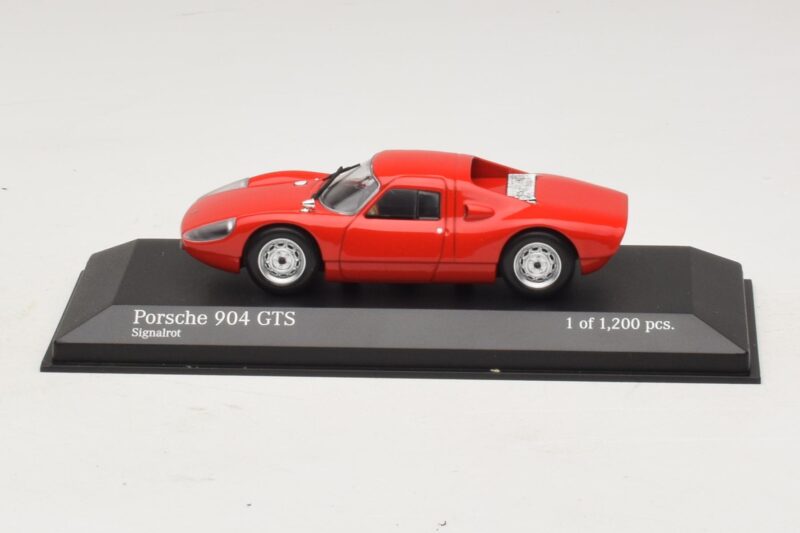 Porsche 904 GTS Rosso Minichamps 1:43 Porsche 904 GTS Rosso Minichamps 1:43 400065722 Pressofusione