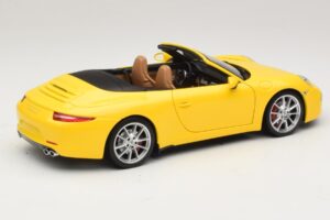 Porsche 911 991 Carrera S Cabriolet Giallo Minichamps 1:18 100061031 Pressofusione — immagine 3 di 8