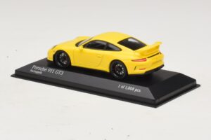 Porsche 911 991 GT3 Giallo Minichamps 1:43 410062021 Pressofusione — immagine 3 di 4