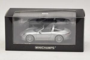Porsche 911 991 Targa Argento Minichamps 1:43 410062442 Pressofusione — immagine 4 di 4