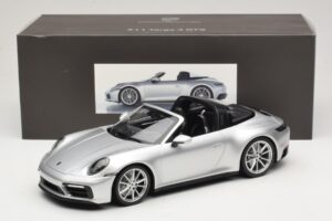 Porsche 911 992 Targa 4 GTS Argento Minichamps 1:18 WAP0211460RTRG Pressofusione — immagine 6 di 6