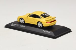 Porsche 911 993 Turbo S Giallo Minichamps 1:43 430069270 Pressofusione — immagine 3 di 4