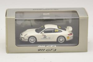 Porsche 911 997 GT3 #22 Bianco Minichamps 1:43 WAP020102016 Pressofusione — immagine 4 di 4