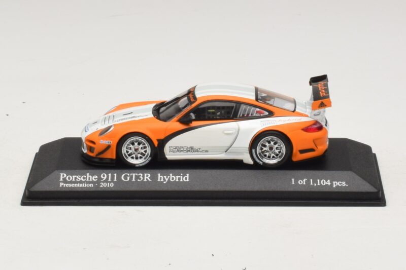 Porsche 911 997 GT3 R Hybrid Presentation 2010 Minichamps 1:43 Porsche 911 997 GT3 R Hybrid Presentation 2010 Minichamps 1:43 410108900 Pressofusione