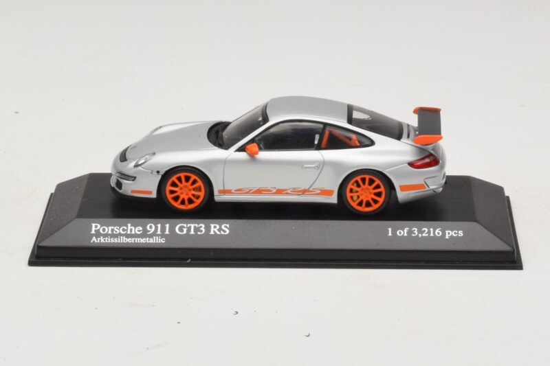 Porsche 911 997 GT3 RS Argento Minichamps 1:43 400066000 Pressofusione