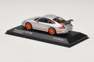 Porsche 911 997 GT3 RS Argento Minichamps 1:43 400066000 Pressofusione — immagine 3 di 4