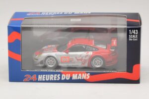 Porsche 911 997 GT3 RSR GT2 #80 S. Neiman / D. Law 24 Hours of Le Mans 2010 Minichamps 1:43 410106980 Pressofusione — immagine 4 di 4