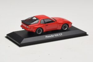 Porsche 924 GT Rosso Maxichamps 1:43 940066120 Pressofusione — immagine 2 di 4