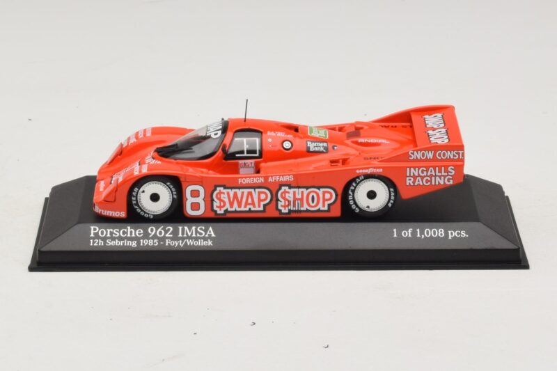 Porsche 962 IMSA #8 A.J. Foyt / B. Wollek 12 Hours of Sebring 1985 Minichamps 1:43 Porsche 962 IMSA #8 A.J. Foyt / B. Wollek 12 Hours of Sebring 1985 Minichamps 1:43 400856508 Pressofusione