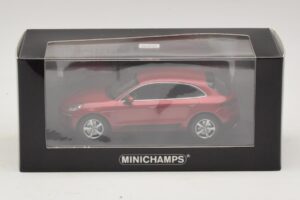 Porsche Macan 95B Rosso Metallizzato Minichamps 1:43 410062600 Pressofusione — immagine 4 di 4