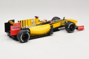 Renault R30 Showcar #11 R. Kubica F1 2010 Minichamps 1:18 150100081 Pressofusione — immagine 2 di 6