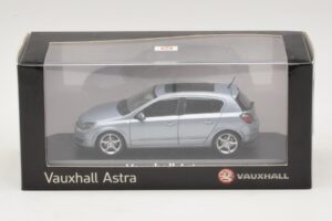 Vauxhall Astra H Sedan Azzurro Metallizzato Minichamps 1:43 ASTRA007 Pressofusione — immagine 4 di 4