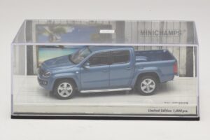 Volkswagen Amarok Blu Metallizzato Minichamps 1:43 436058362 Pressofusione — immagine 4 di 5