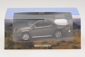 Volkswagen Amarok Marrone Metallizzato Minichamps 1:43 436058361 Pressofusione — immagine 5 di 5