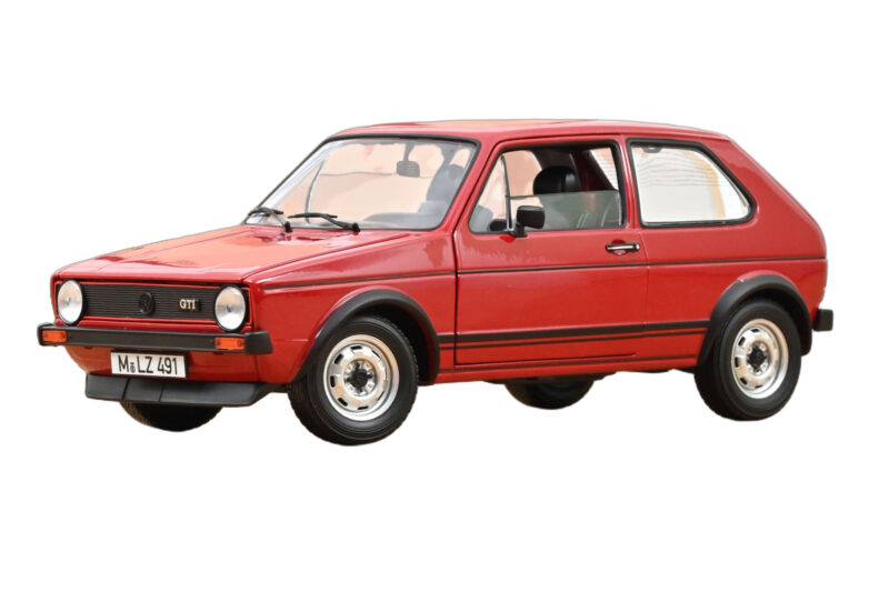 Volkswagen Golf GTI Mk1 Rosso Norev 1:18 Volkswagen Golf GTI Mk1 Rosso Norev 1:18 188472 Pressofusione