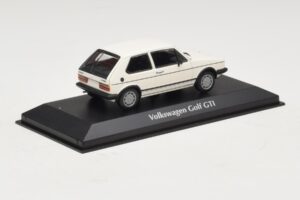 Volkswagen Golf GTI Mk1 Bianco Maxichamps 1:43 940055171 Pressofusione — immagine 2 di 4