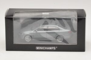 Volkswagen Jetta Mk6 Grey Metallic Minichamps 1:43 400059000 Pressofusione — immagine 4 di 4
