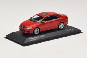 Volkswagen Jetta Mk6 Rosso Minichamps 1:43 400059001 Pressofusione — immagine 2 di 4