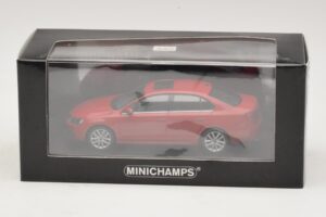 Volkswagen Jetta Mk6 Rosso Minichamps 1:43 400059001 Pressofusione — immagine 4 di 4
