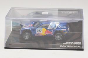 Volkswagen Race Touareg Red Bull #317 Gordon / von Zitzewitz Dakar Rally 2005 Minichamps 1:43 436055317 Pressofusione — immagine 4 di 5