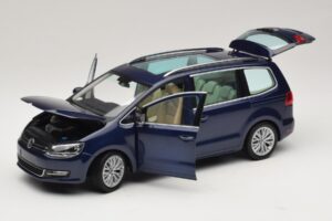 Volkswagen Sharan Blue Metallic Minichamps 1:18 110051000 Pressofusione — immagine 2 di 8