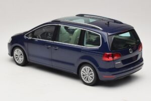 Volkswagen Sharan Blue Metallic Minichamps 1:18 110051000 Pressofusione — immagine 6 di 8