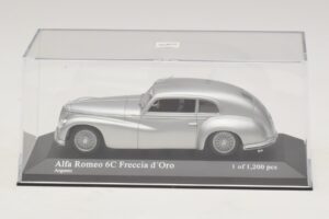 Alfa Romeo 6C 2500 Freccia d'Oro Argento Minichamps 1:43 400120480 Pressofusione — immagine 4 di 5