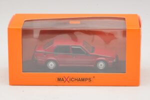 Alfa Romeo 75 V6 3.0 America Rosso Maxichamps 1:43 940120461 Pressofusione — immagine 5 di 5
