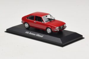 Alfa Romeo Alfasud Rosso Maxichamps 1:43 940120100 Pressofusione — immagine 3 di 5