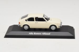 Alfa Romeo Alfasud Bianco Maxichamps 1:43 940120101 Pressofusione