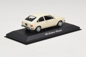Alfa Romeo Alfasud Bianco Maxichamps 1:43 940120101 Pressofusione — immagine 2 di 5