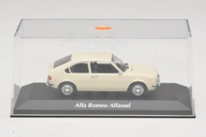 Alfa Romeo Alfasud Bianco Maxichamps 1:43 940120101 Pressofusione — immagine 4 di 5