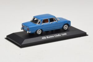 Alfa Romeo Giulia 1600 Blu Maxichamps 1:43 940120900 Pressofusione — immagine 2 di 5